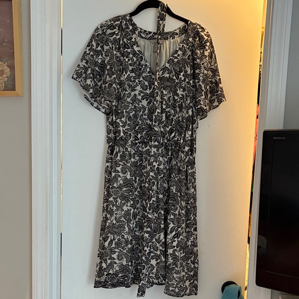 H&M Black and White Floral Midi Dress